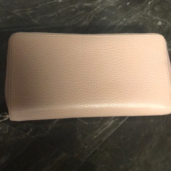 Pink Gucci wallet butterfly - Picture 3 of 4